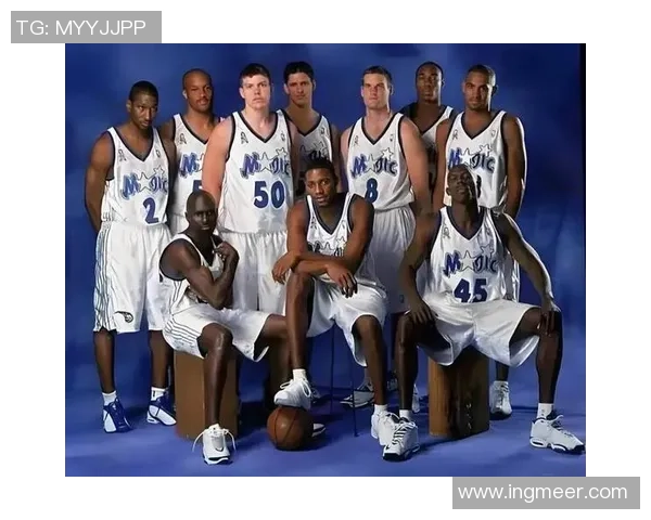 2005年NBA季后赛火箭对决魔术的精彩瞬间与赛季回顾