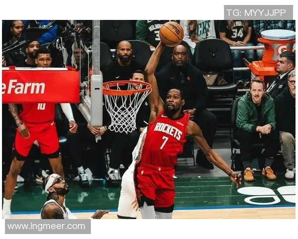 2014年火箭对阵雄鹿精彩比赛录像回放全程回顾与分析